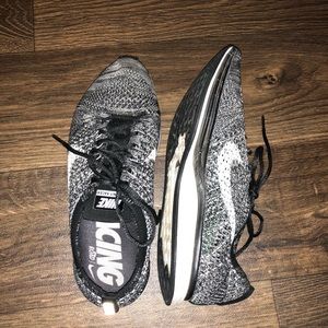 Nike flyknit racer